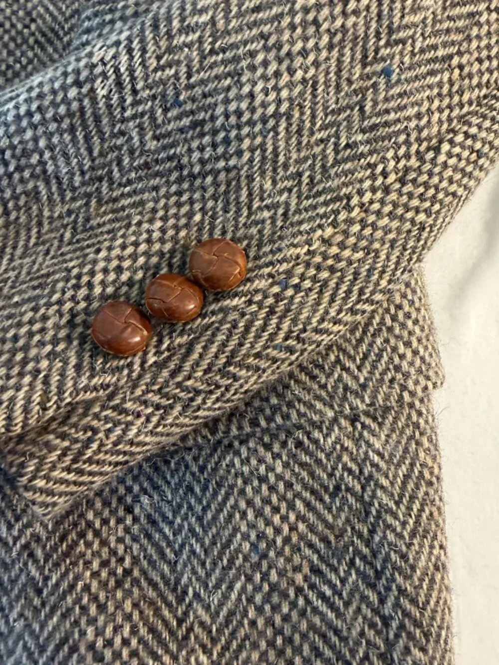Vintage Levi's Menswear Gray Herringbone 100% Wool Sport Coat Blazer USA
